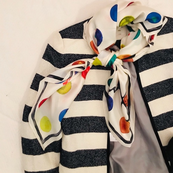 Genuine Juicy Silk Scarf - Picture 5 of 5